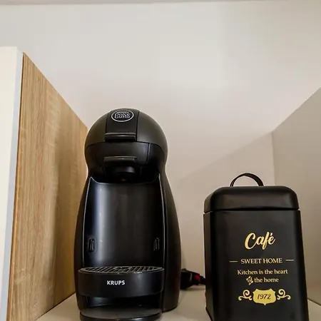 Apartment Cozy For Two - Wi-fi, Tv & Tram